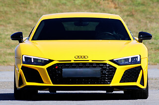 Pilotage Audi R8 V10 (5 tours) sur le Circuit compétition de Nogaro (3.6km)