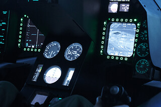 Simulateur de pilotage d'avions de chasse F16/F35 à Lyon - 2 sessions