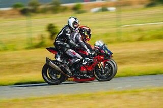 Un baptême en passager de moto hypersport pour deux - 2Ride Baptême -  Arnos (64)
