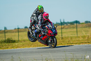 Un baptême en passager de moto hypersport pour deux - 2Ride Baptême -  Arnos (64)