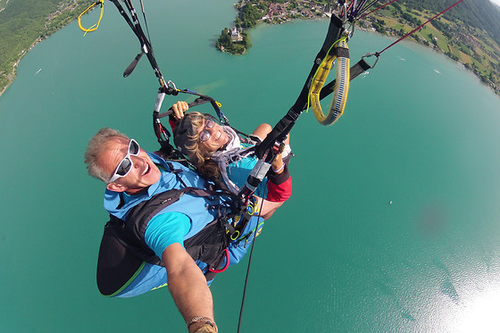 Un vol en parapente - FBI Parapente - Annecy (74)