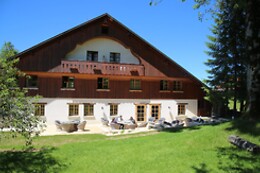 Hôtel Restaurant Le Tillau