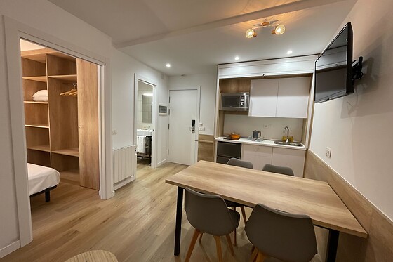 APARTAMENTOS SOLANA, HOTEL TAULL & ROMANIC - photo 9