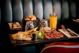 Un repas pour 2 au Quartier Général (75)