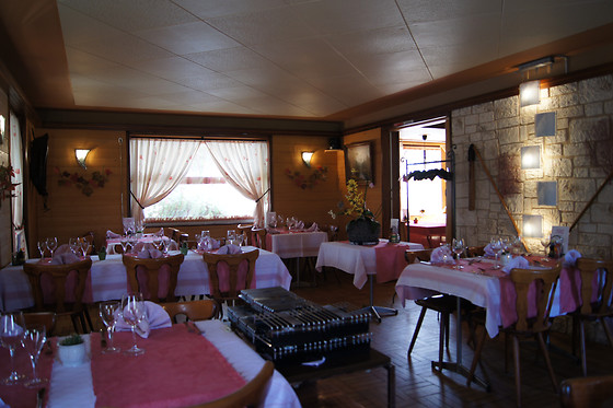 M. et Mme Collomb - Hôtel de la Gare - photo 2