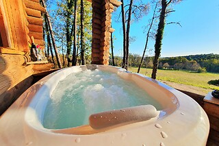 Séjour pour deux au Chalet du Grand Peuch à Les Farges (24)