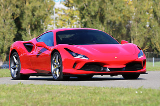 Découverte Ferrari F8 Tributo (4 tours) sur le Circuit de Croix-en-Ternois (62)
