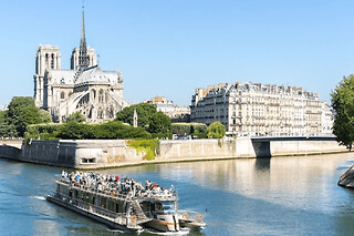 Croisière promenade sur la Seine par les Bateaux Parisiens
