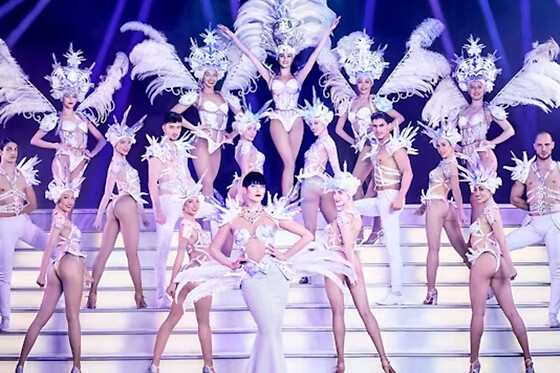 Billet pour le spectacle du Crazy Horse à Paris 8ème