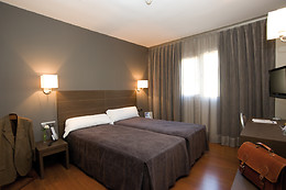 HOTEL CISNEROS
