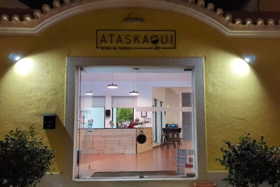 Ataskaqui - Wines & Tapas - photo 4