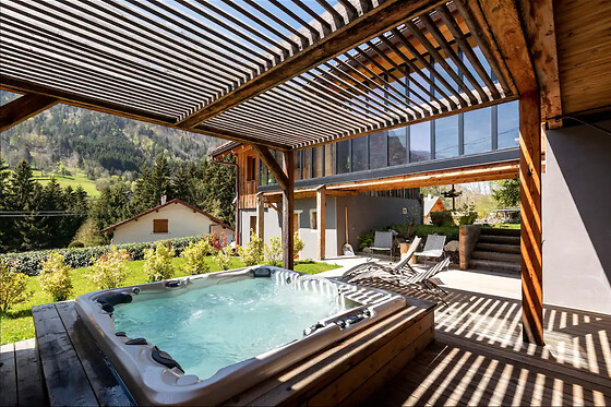 Un séjour pour deux au Chalet 1703***** à Glières-Val-de-Borne (74)