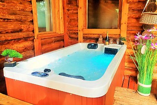 Séjour pour deux au Chalet du Grand Peuch à Les Farges (24)