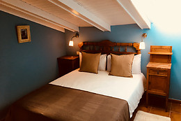 HOTEL RURAL CURIA