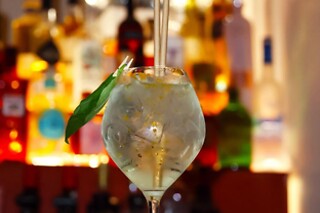 Un apéritif pour deux au nunc bar à Paris (75010)