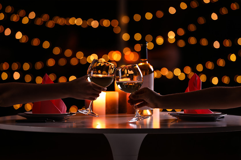 Wonderbox Tables Romantiques Avec Vin Champagne Ou Apéritif