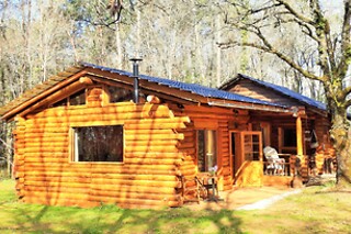 Séjour pour deux au Chalet du Grand Peuch à Les Farges (24)