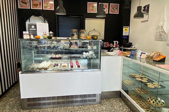 Radagast Vegan Bakery - photo 0