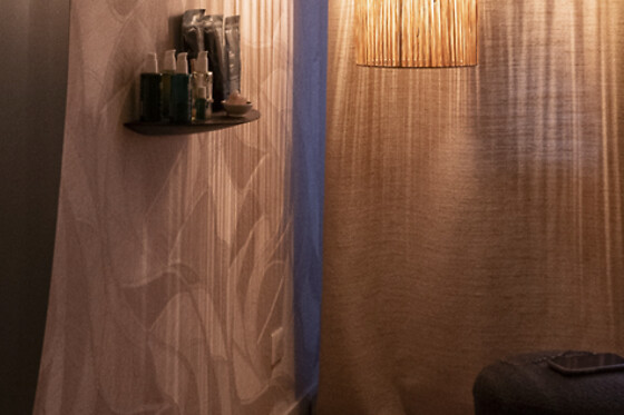 Justine Virieux - photo 1