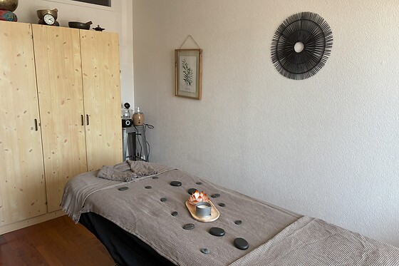 Cabinet de massages bien-être by Emma - photo 1