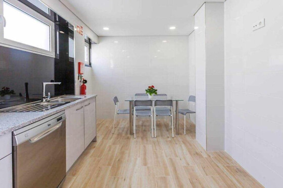 CENTRAL SUITES - photo 4