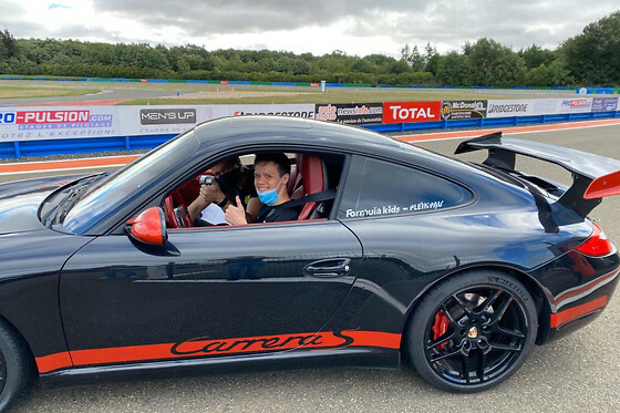 Stage Pilotage Enfant en Porsche 992 GT3 à Magny-Cours (58) - Porsche 992 GT3 - 2 Tours