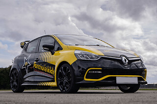 Stage Pilotage Enfant en Clio IV RS à Magny-Cours (58) - Clio IV RS - 4 Tours