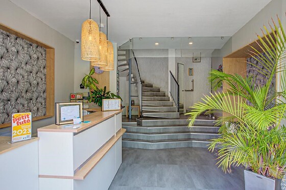 Hôtel Centre plage - photo 9