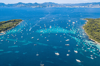Journée catamaran vers les îles de Lérins depuis Saint-Raphaël