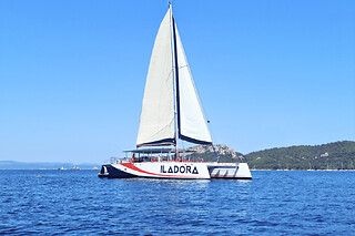 Journée en catamaran depuis Hyères (83)