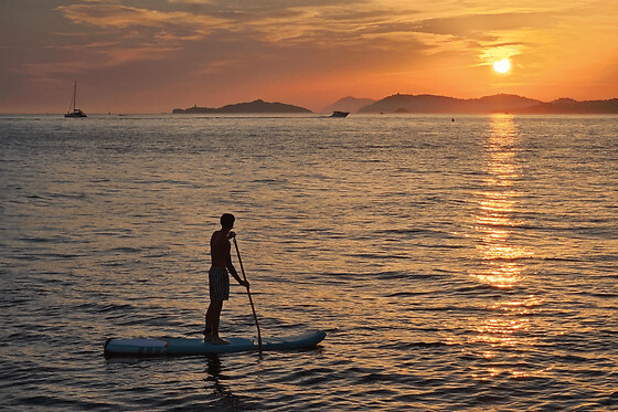 Croisière Coucher De Soleil En Catamaran Depuis Hyères (83)