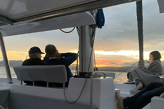Sortie coucher de soleil en catamaran depuis Six-Fours-les-Plage