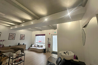 Séance de head spa chez The Glow Beauty Bar à Wettolsheim (68)