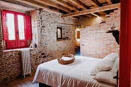 LA CASITA DE ALBINO & LARCADE