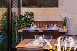 The Originals Boutique Hotel Le Marignan