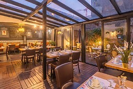 The Originals Boutique Hotel Le Marignan