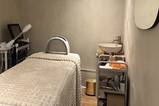 Une séance de head spa pour deux chez Beauty Academie à Villeneuve-la-Garenne (92)