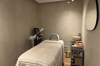 Une séance de head spa pour deux chez Beauty Academie à Villeneuve-la-Garenne (92)