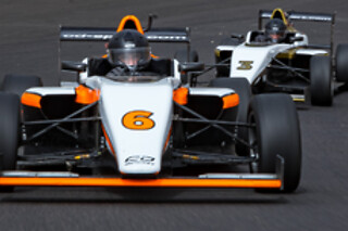 Pilotage de la monoplace Tatuus F4-T014 - CD Sport - Circuit de Haute Saintonge (17)