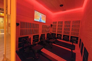 Une séance de yoga dans un sauna infrarouge pour 3 chez Spark Club à Paris (75016)