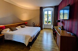 Hotel The Originals Aurillac Grand Hôtel Saint-Pierre