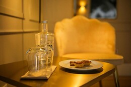 Azores Book Hotel